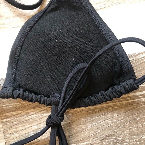 GUC Old Navy Women’s Adjustable Black String Bikini Top - Picture 8 of 10